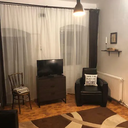 Apartment Book Studio - Bb House Brasov